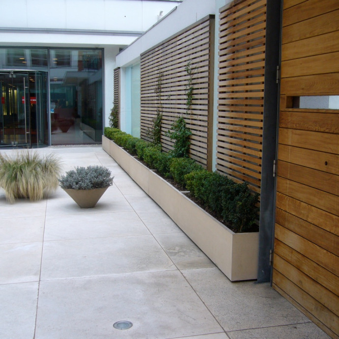 Olivers Yard 1