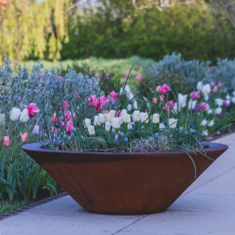 Cone Bath Garden Design